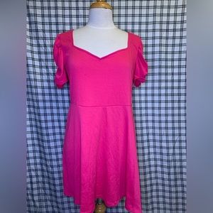 H&M Hot pink dress with ruffles sleeves v neck size XL
